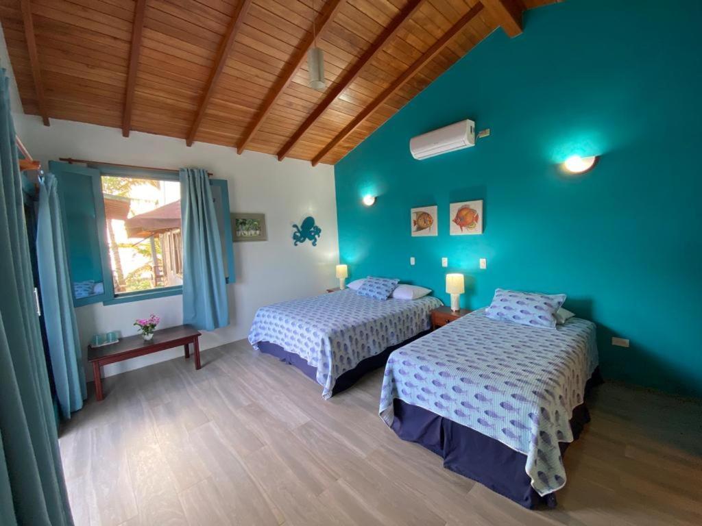 The Isabela Beach House Puerto Villamil Exterior foto