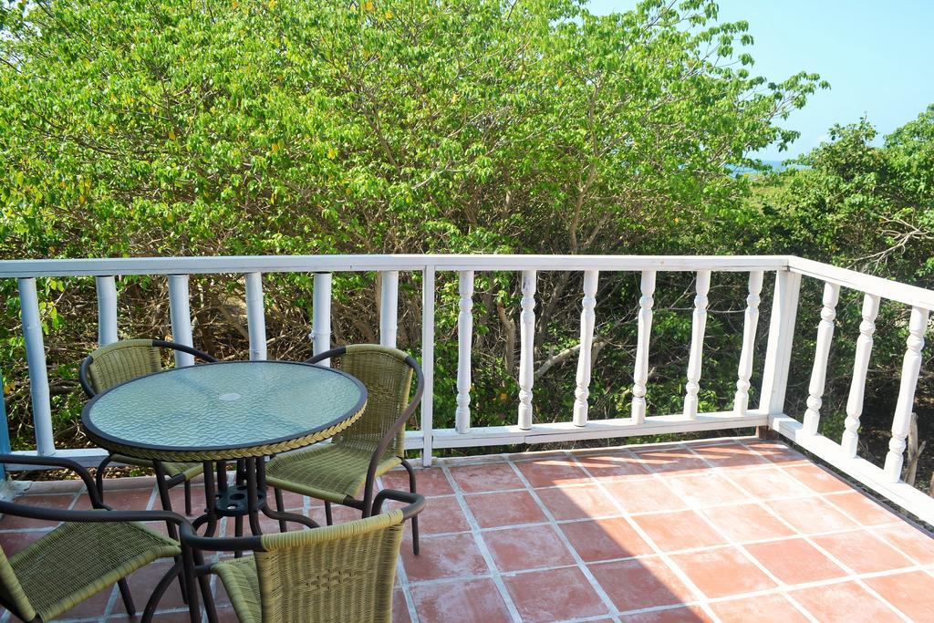 The Isabela Beach House Puerto Villamil Exterior foto