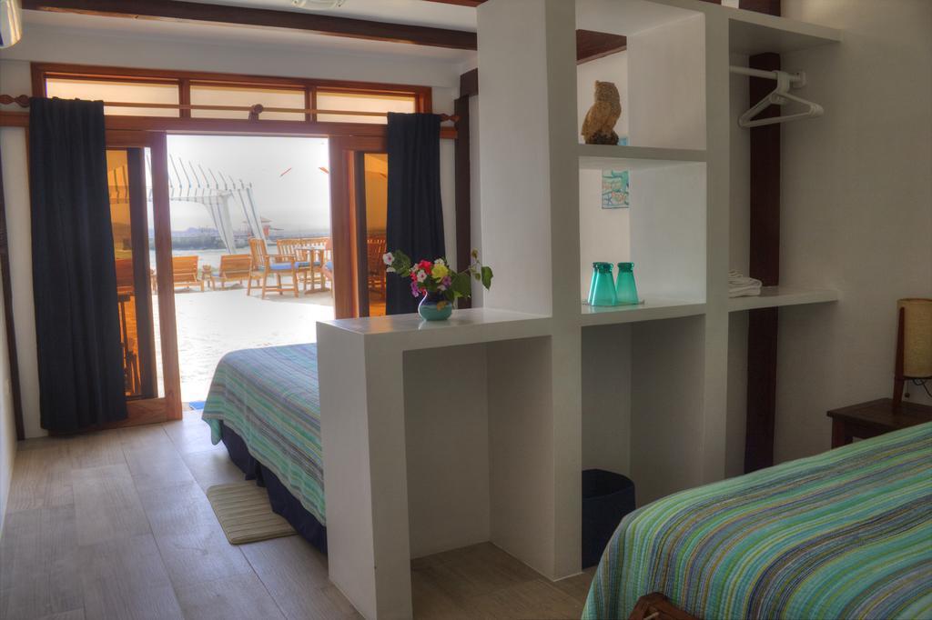 The Isabela Beach House Puerto Villamil Exterior foto